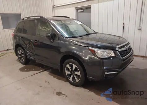 2018 Subaru Forester 2.5I Premium z USA, uszkodzony, nr VIN JF2SJAGC1JH497740